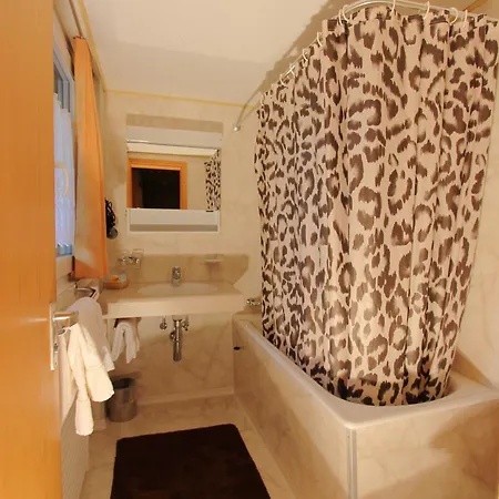 Huesli Mezzaprada Apartamento *