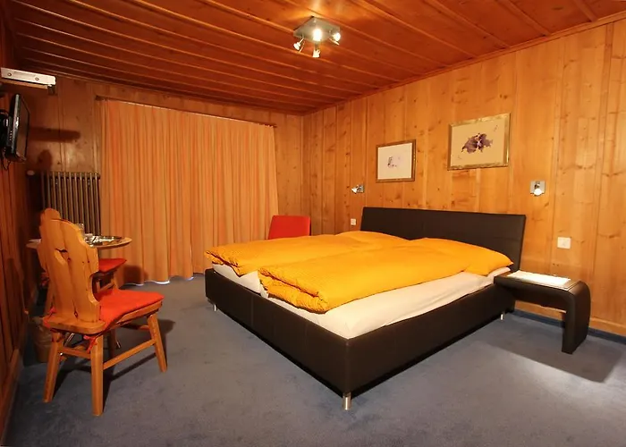 Mezzaprada Hotell Arosa